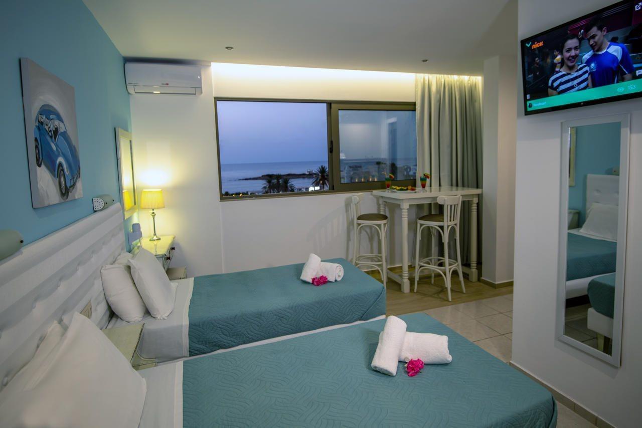 מאליה Kastro Beach Apartments מראה חיצוני תמונה