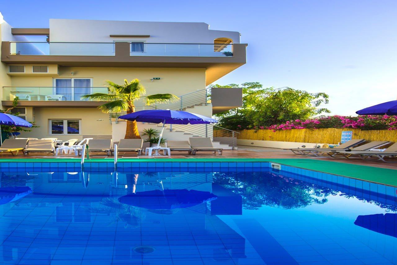 מאליה Kastro Beach Apartments מראה חיצוני תמונה