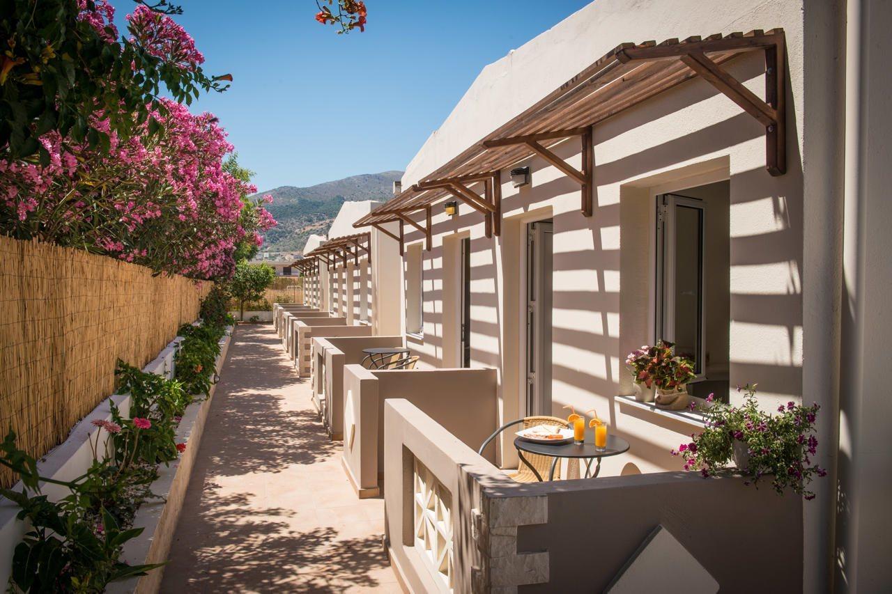 מאליה Kastro Beach Apartments מראה חיצוני תמונה