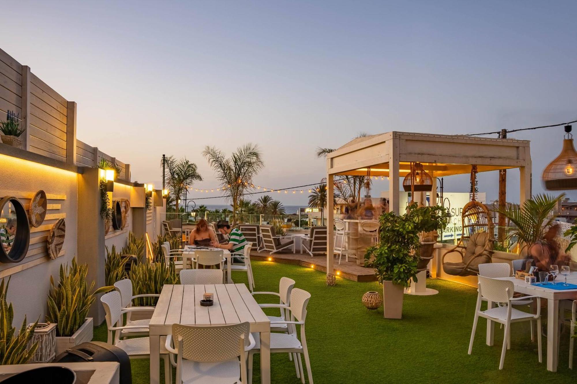 מאליה Kastro Beach Apartments מראה חיצוני תמונה