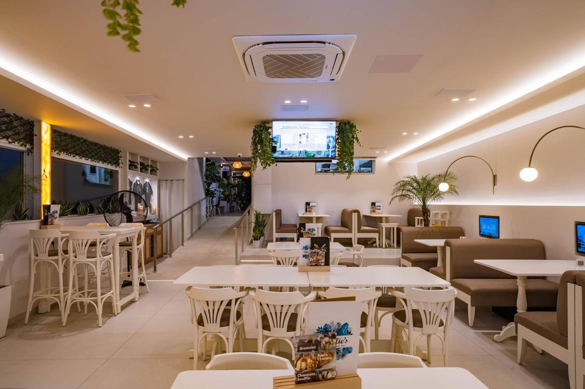 מאליה Kastro Beach Apartments מראה חיצוני תמונה